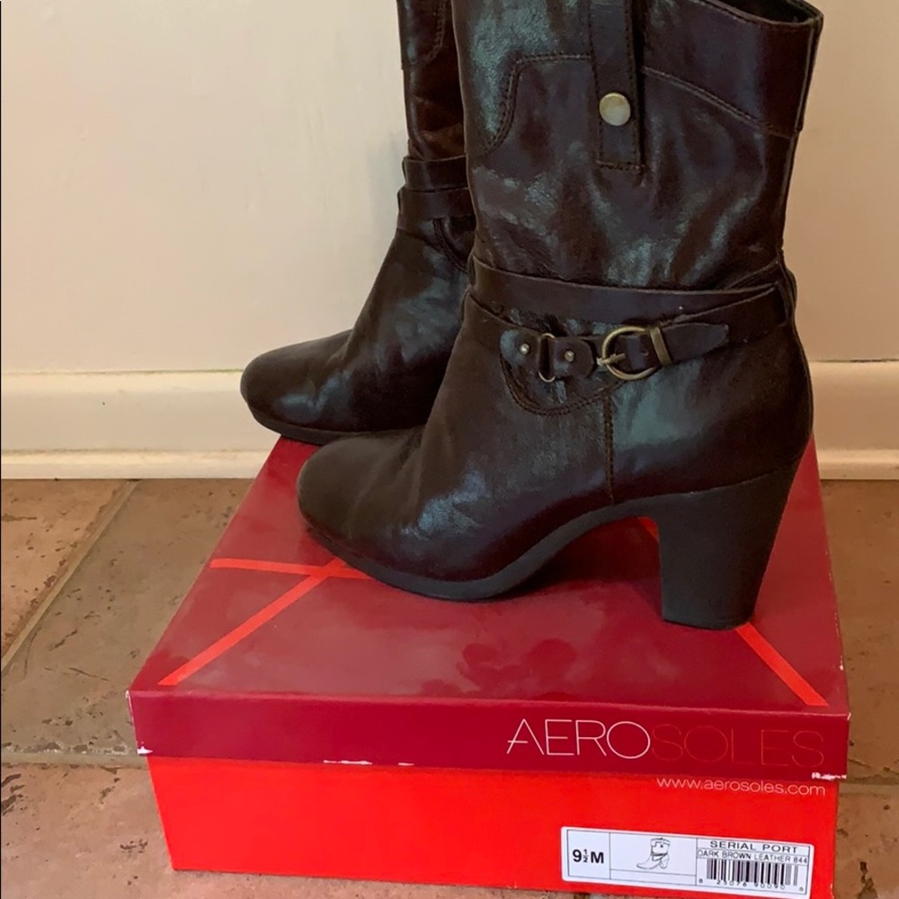 Aerosoles brown heeled boot